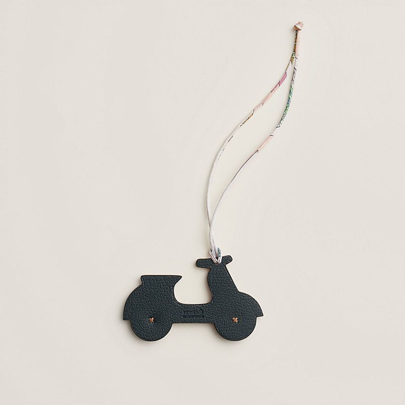Scooter charm | Hermès Greece